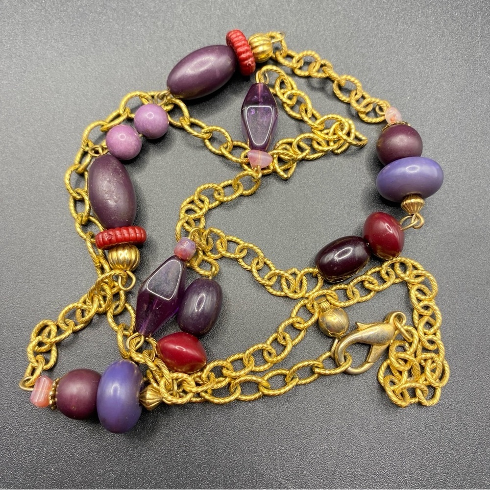 Vintage Gold Tone Burgundy & Purple Acrylic Beads Textured Chain Necklace